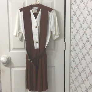 Vintage forties style 7-8 jumper dress w/ pockets, shoulder pads & belt.